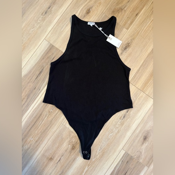 Good American Tops - Good American New Womens Size 7 Black Ribbed Cotton Bodysuit *flaw